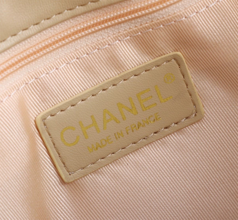 Ch**el shopping bags